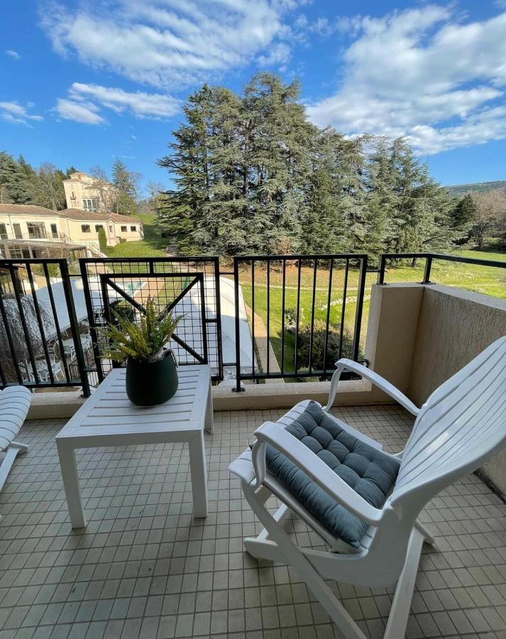 Domaine Les Sources De Dieulefit Exterior foto