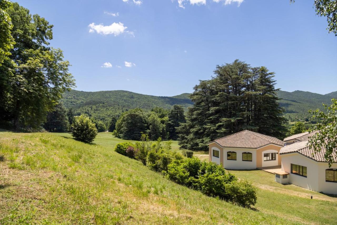 Domaine Les Sources De Dieulefit Exterior foto
